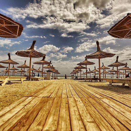 Mario Apartamente - Romantic Mamaia Kültér fotó
