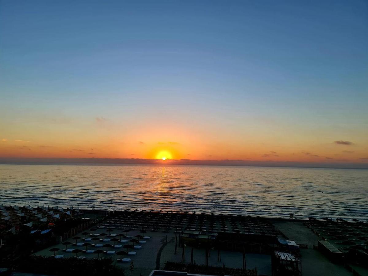 Mario Apartamente - Romantic Mamaia Kültér fotó